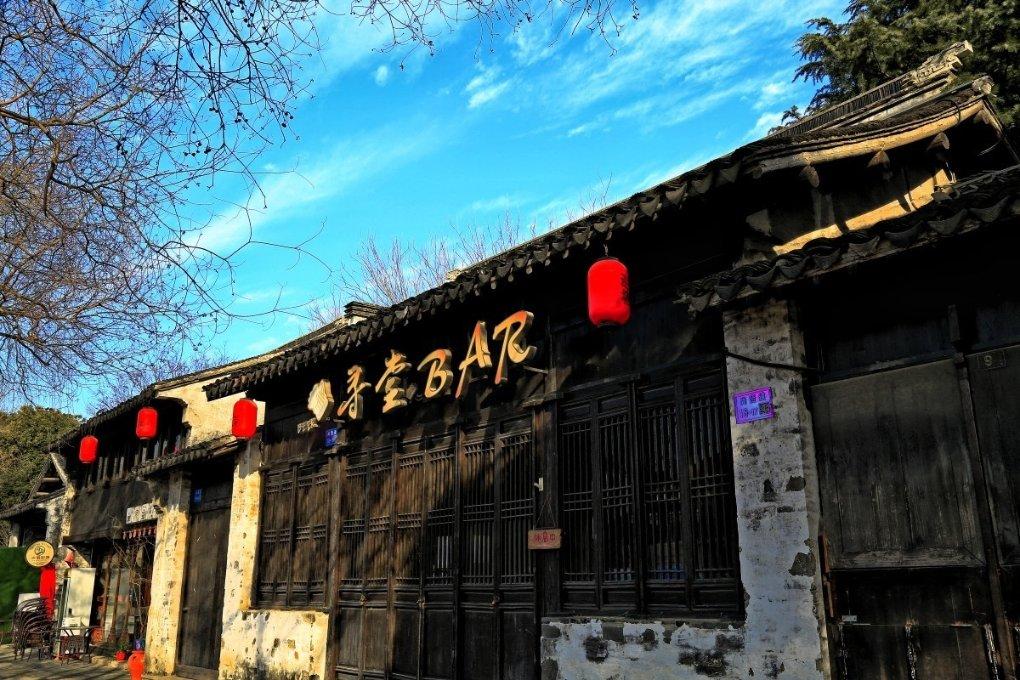 男的自己条件不咋样，还给女孩说啥子自己以前的对象多有钱多漂亮，我反而会不看不起他，你们也是这样么？游戏画面
